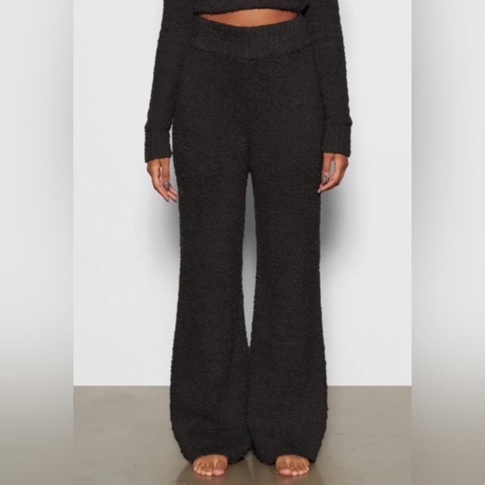 SKIMS Black Flare Pants